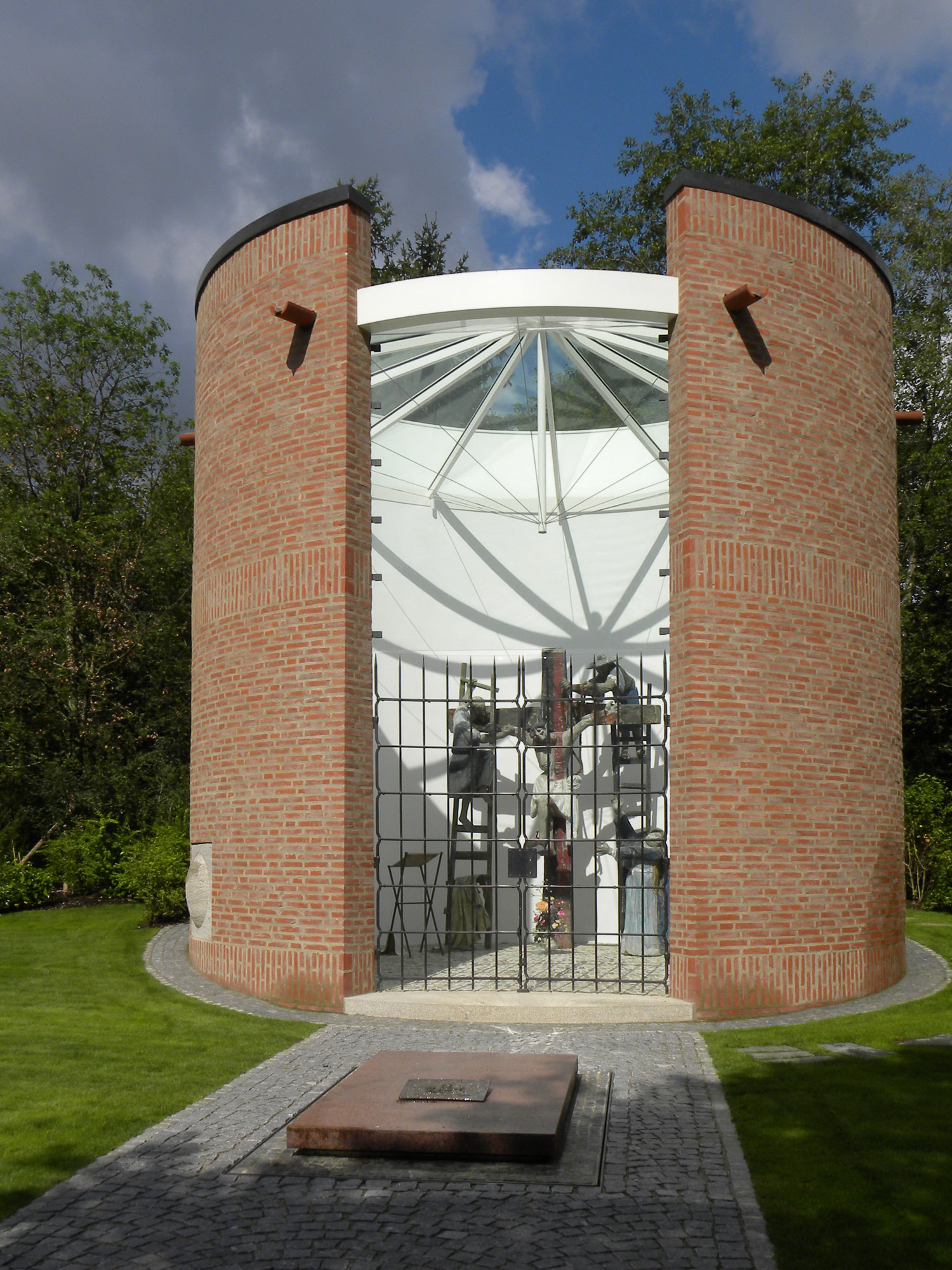 Familiengruft Waldfriedhof